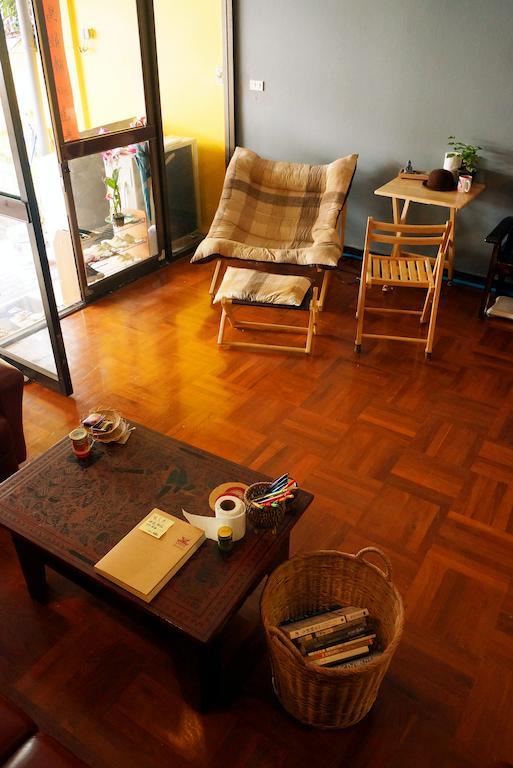 Ideer Hostel Bangkok Exterior photo
